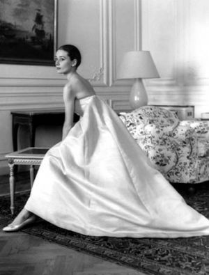 Photo of Audrey Hepburn - Audrey Hepburn - white dress.jpg